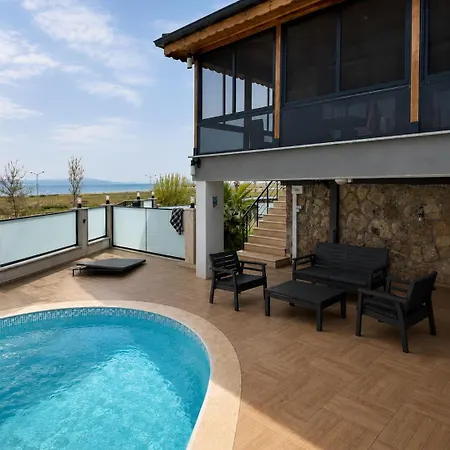 Villa Detached With Private Pool And Sea View *