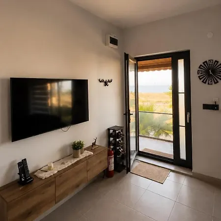 Villa Detached With Private Pool And Sea View *