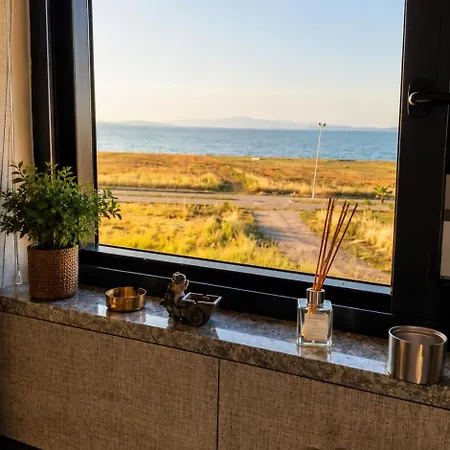 Detached With Private Pool And Sea View *